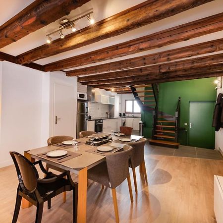 Le Balcon Du Chateau - Aprtement 75 Square Meter In The Annecy Center מראה חיצוני תמונה
